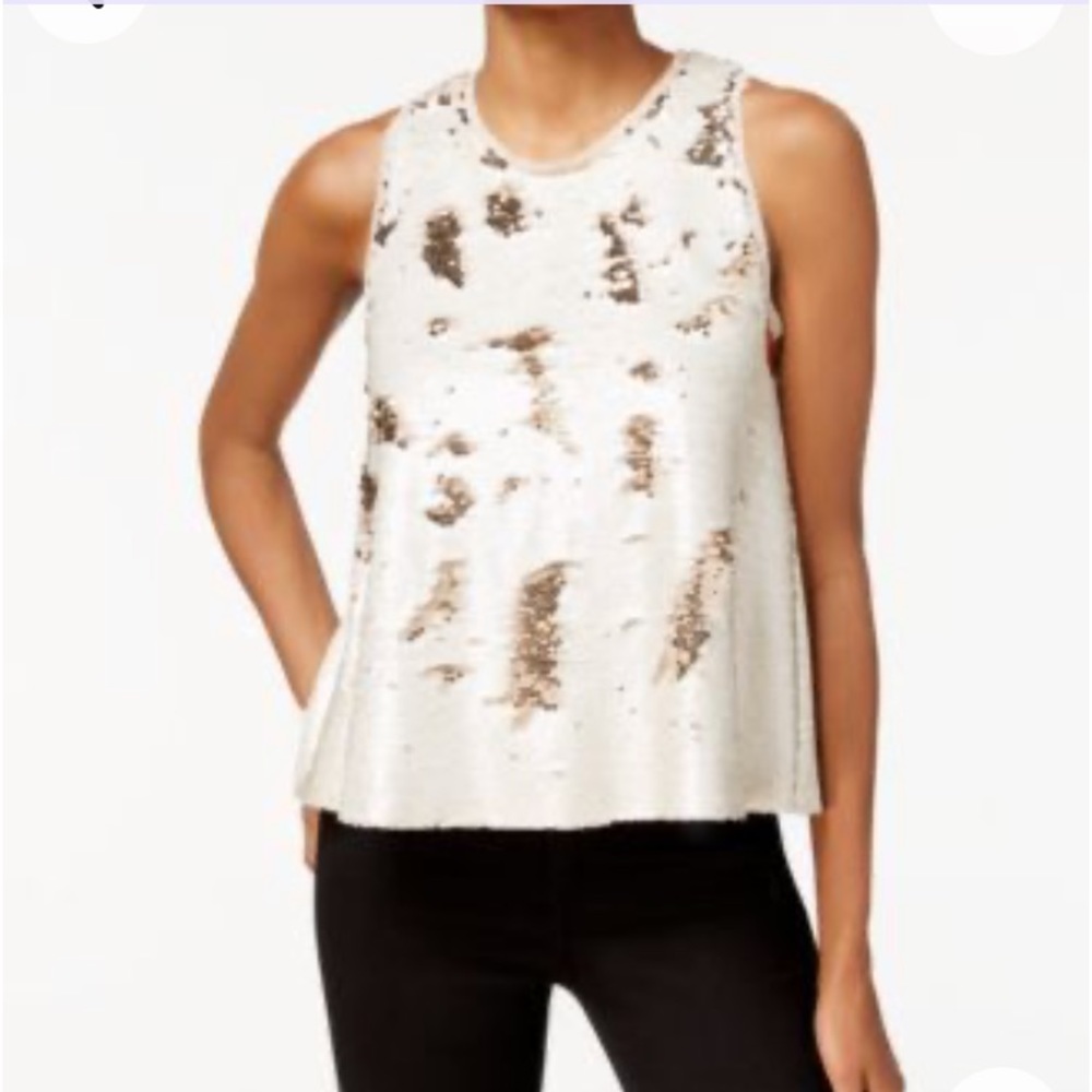 RACHEL ROY
Sequined Swing Top!